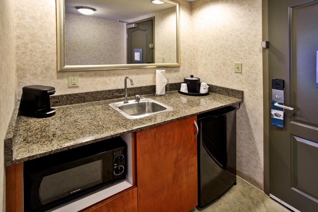 Hampton Inn Richmond-West Innsbrook Broad Meadows Экстерьер фото